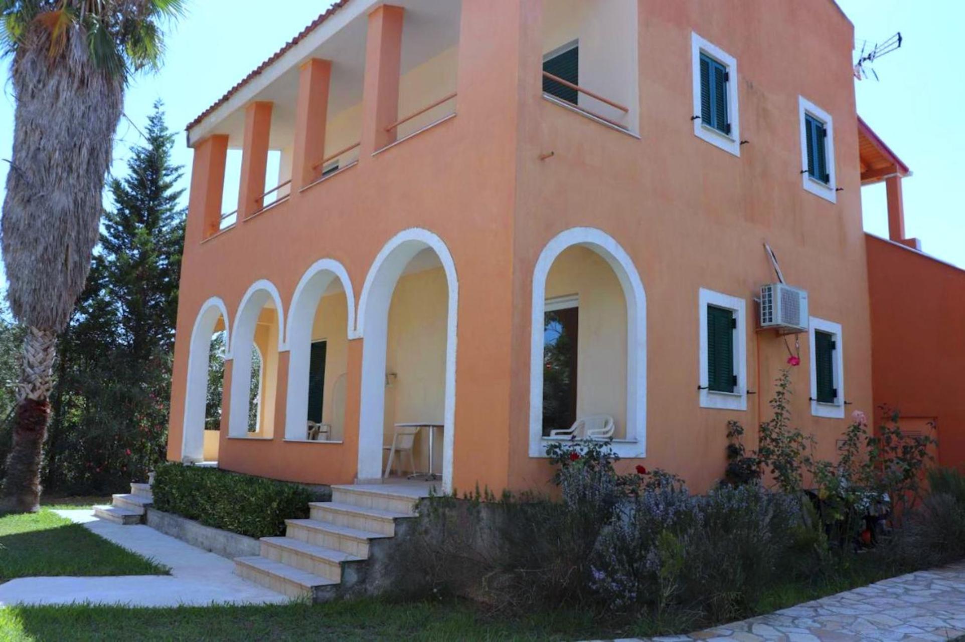 Irini Apartments And Studios Kávos Exterior photo