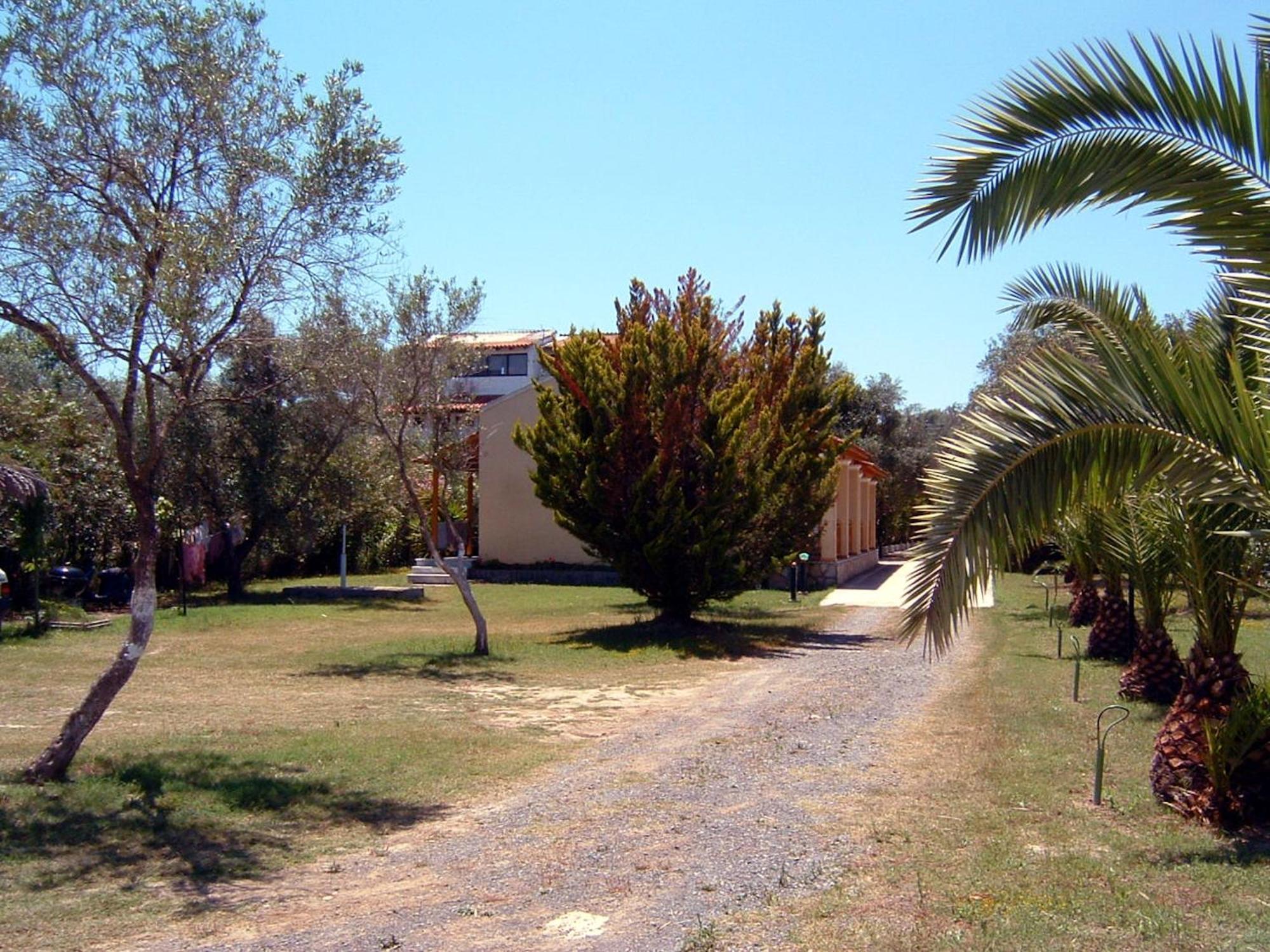 Irini Apartments And Studios Kávos Exterior photo