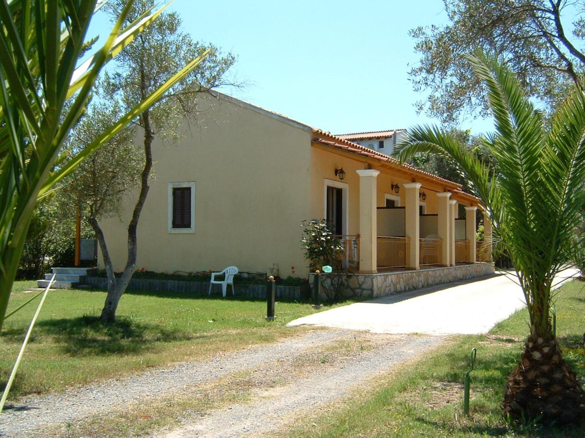 Irini Apartments And Studios Kávos Exterior photo