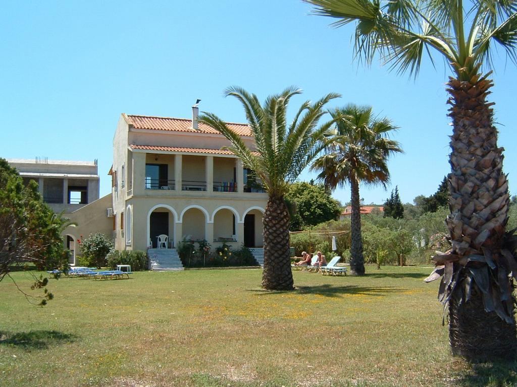 Irini Apartments And Studios Kávos Exterior photo