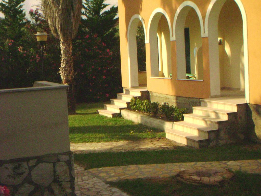 Irini Apartments And Studios Kávos Exterior photo